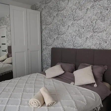 Pop Hill & Apartment Sremska Kamenica