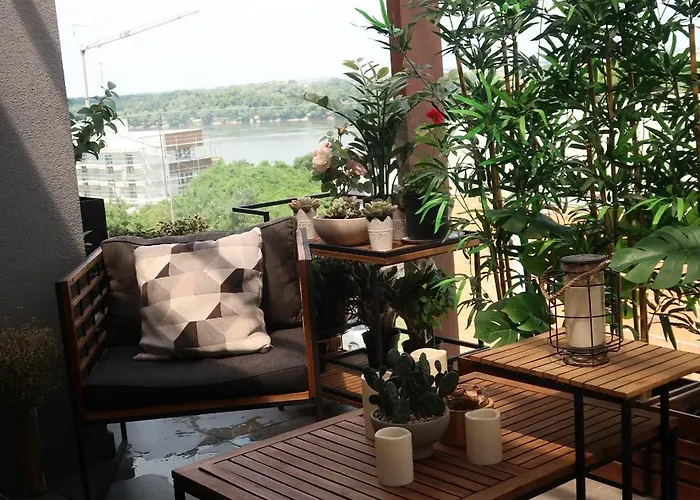 Pop Hill & Sremska Kamenica