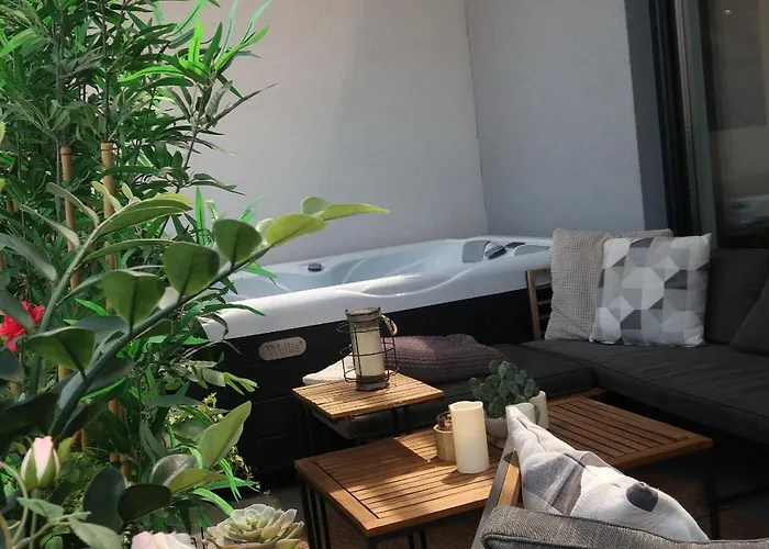 Pop Hill & アパート Sremska Kamenica